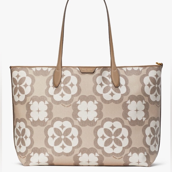 kate spade Handbags - Kate Spade Tan and White Floral Tote